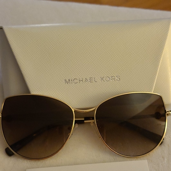 NWT Michael Kors Gold & Brown Cat Eye Sunglasses - Picture 2 of 3